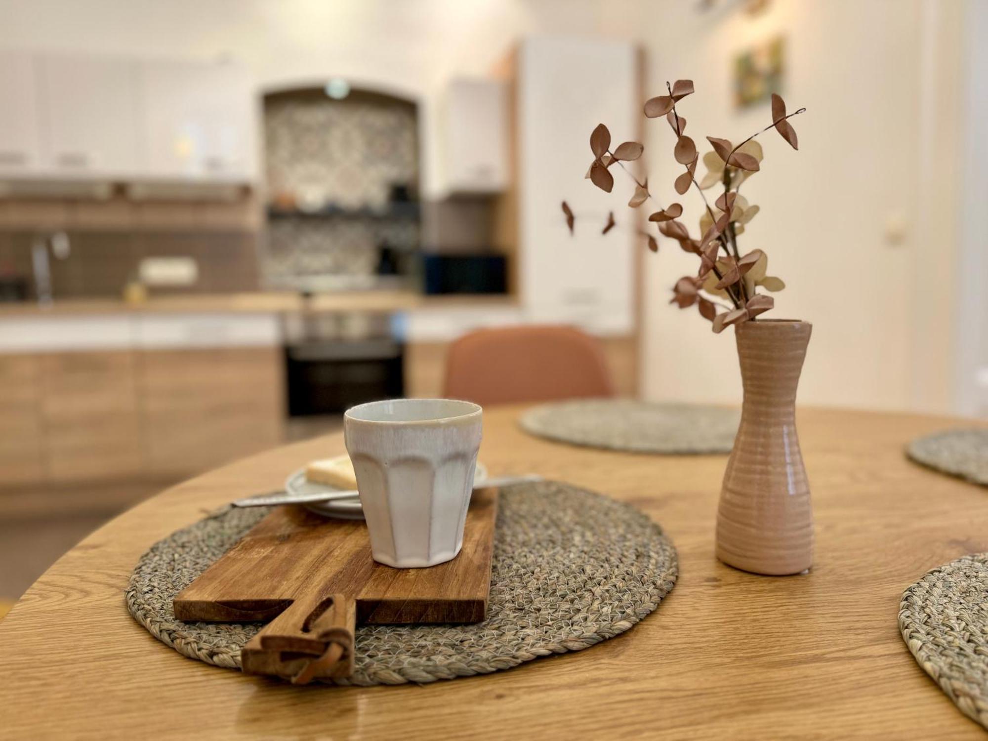 Downtown Rabbit Apartments Realtanoda19 — Photos 1
